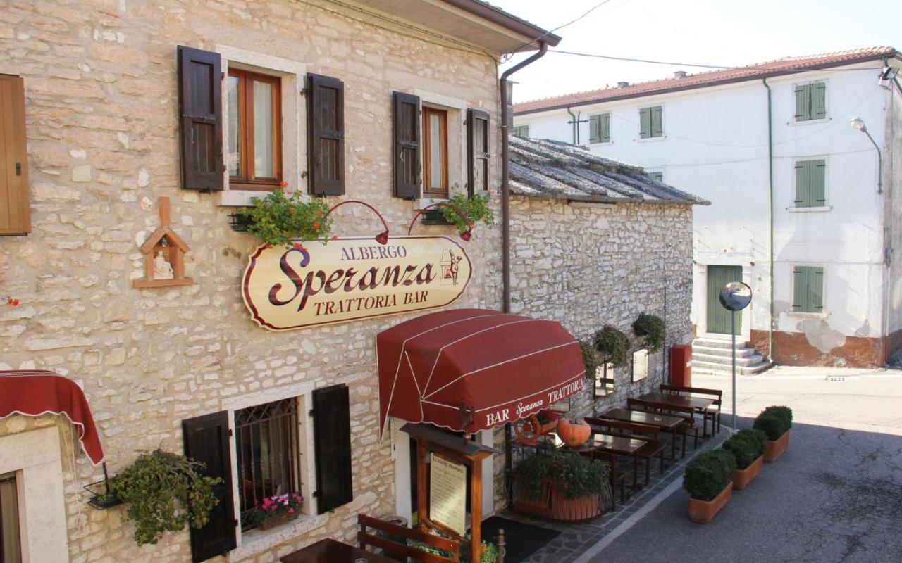Albergo Speranza Spiazzi Di Monte Baldo Spiazzi Di Caprino Exterior photo