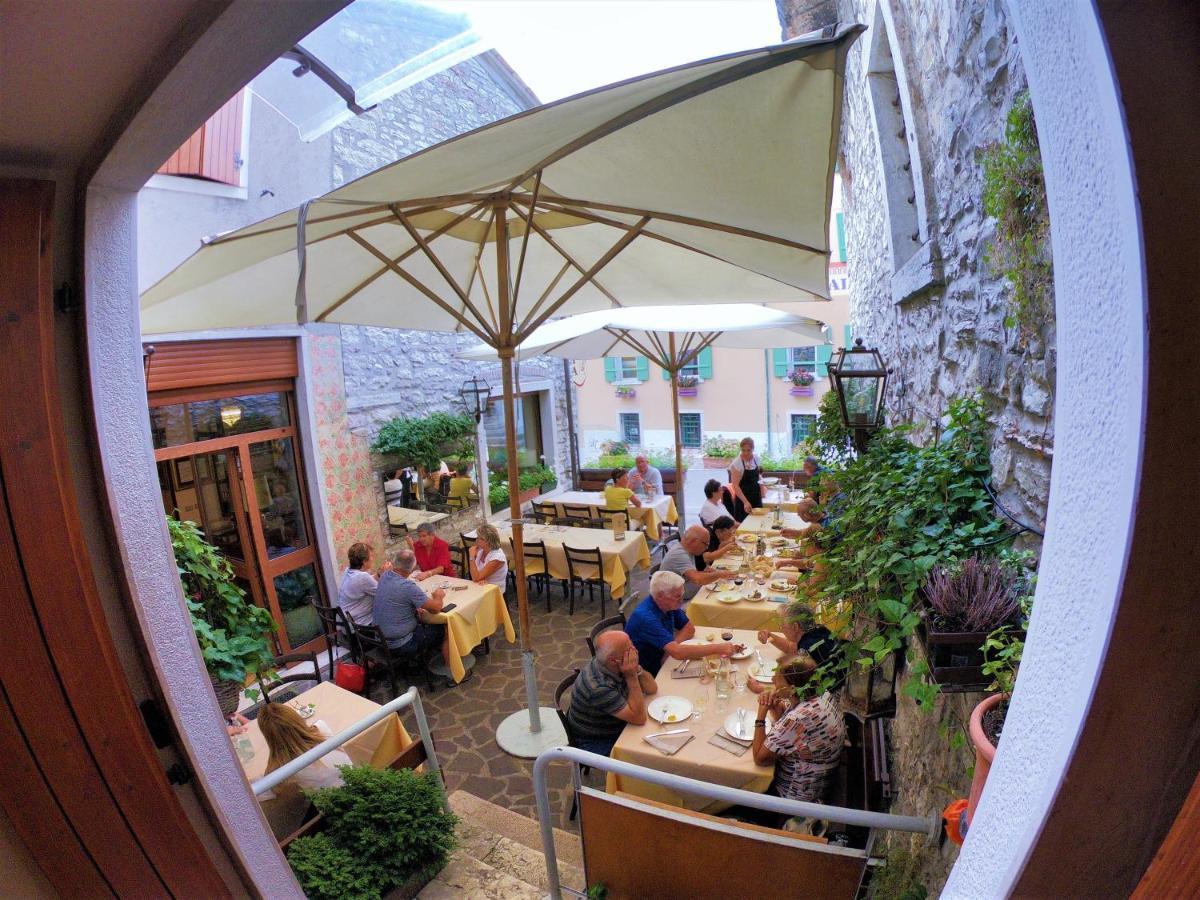 Albergo Speranza Spiazzi Di Monte Baldo Spiazzi Di Caprino Exterior photo