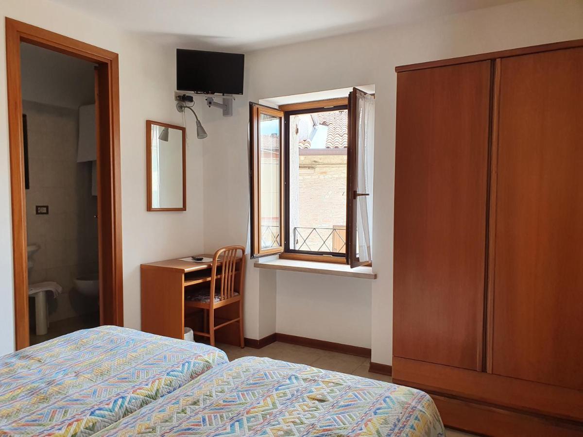 Albergo Speranza Spiazzi Di Monte Baldo Spiazzi Di Caprino Exterior photo